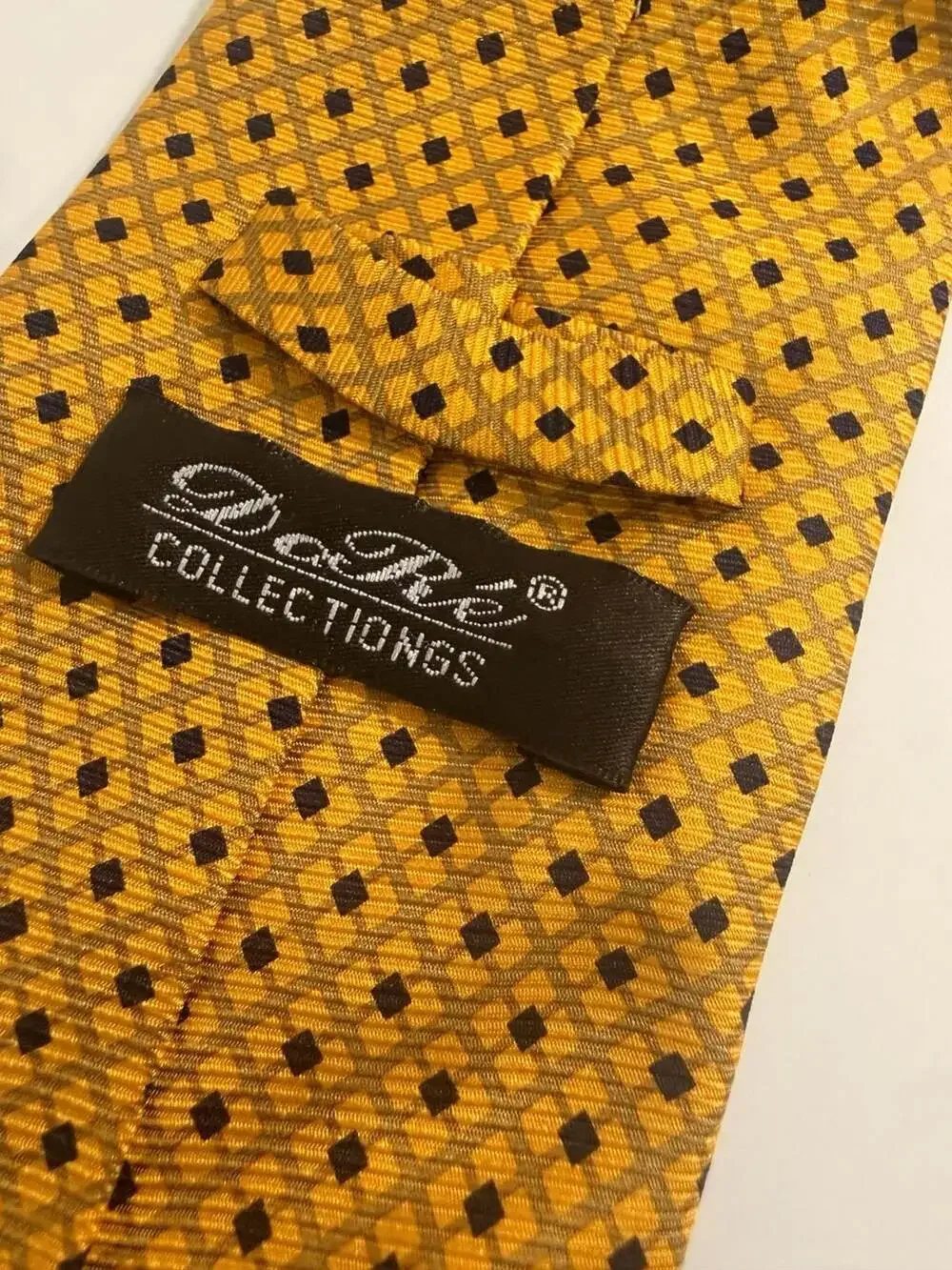 Do Re Collections Yellow Mustard Abstract Silk Tie